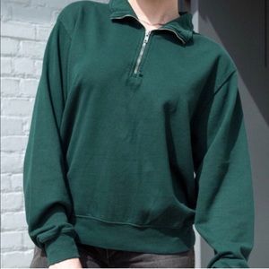 Green missy sweatshirt